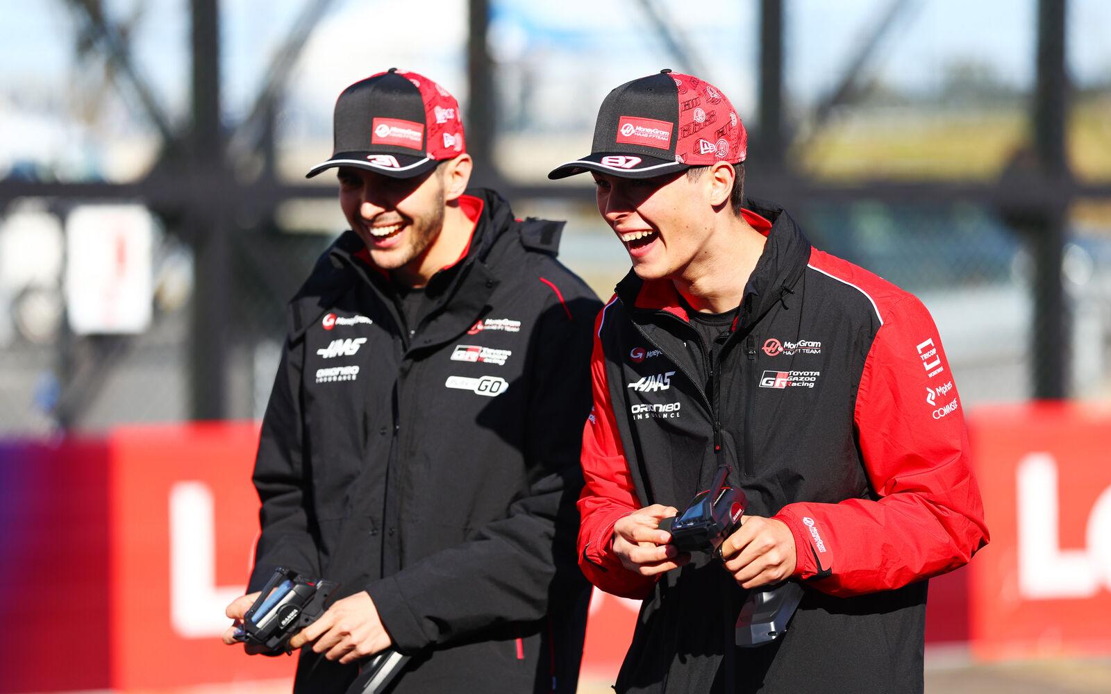 Esteban Ocon a Oliver Bearman