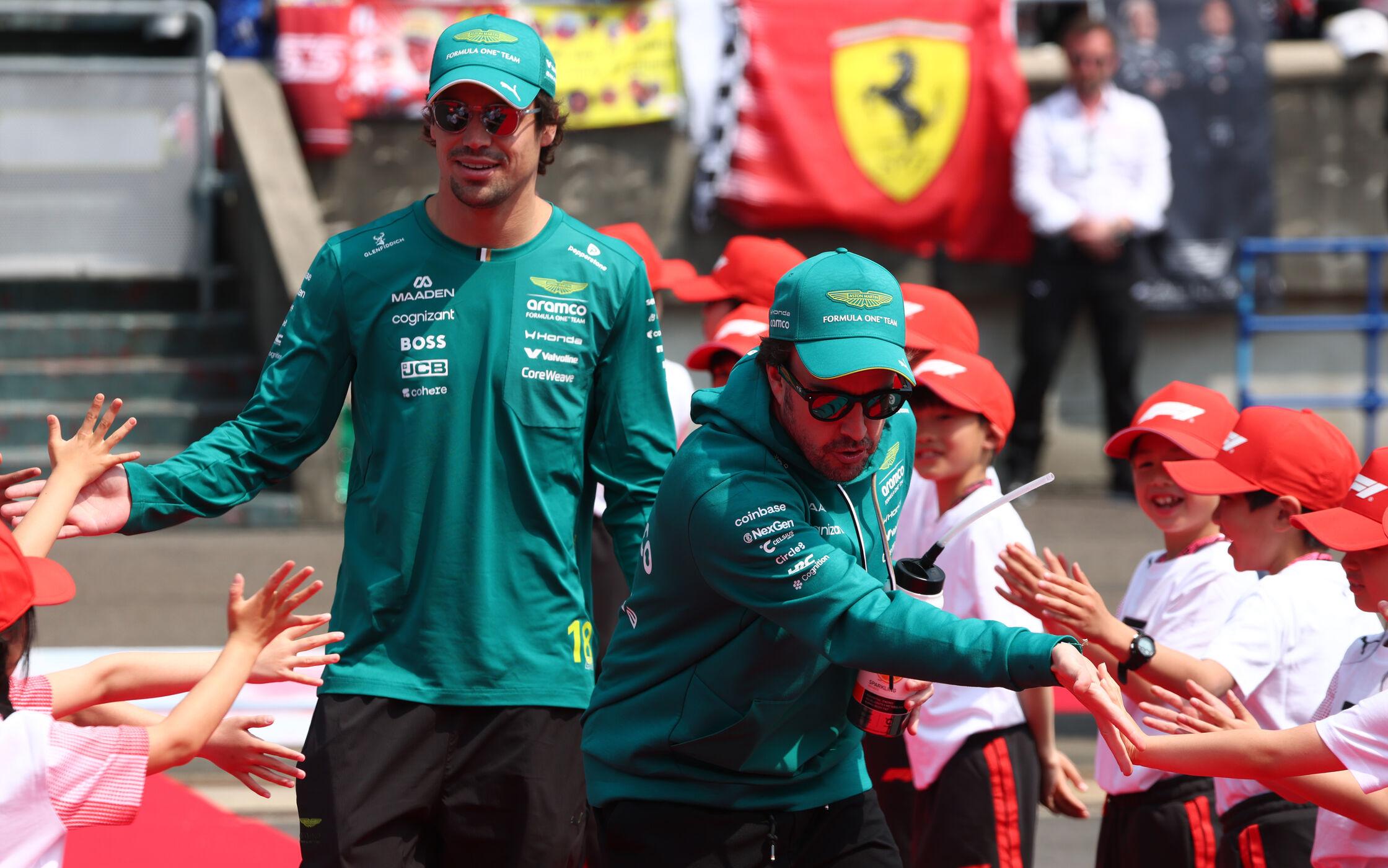 Lance Stroll a Fernando Alonso