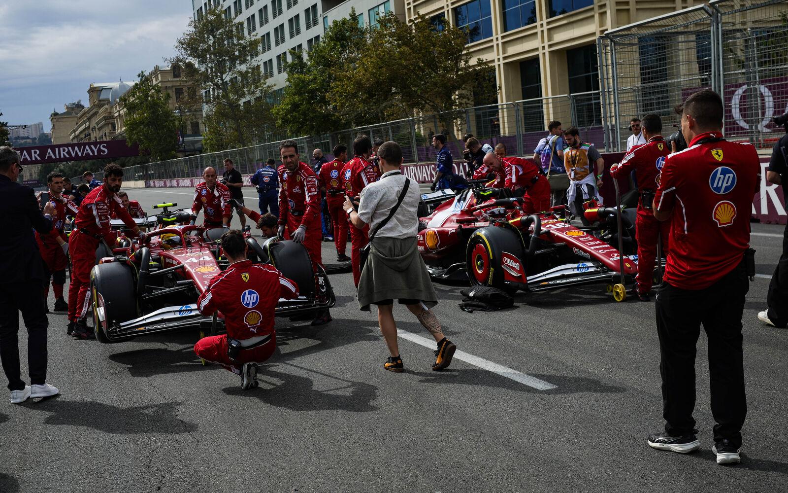 Lewis Hamilton a Charles Leclerc