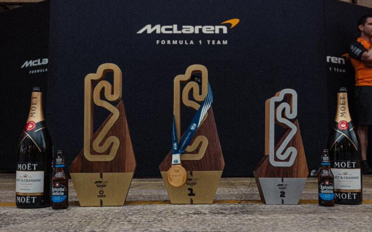 Trofeje McLarenu z VC Španielska