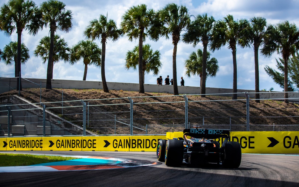 Daniel Ricciardo, McLaren zozadu