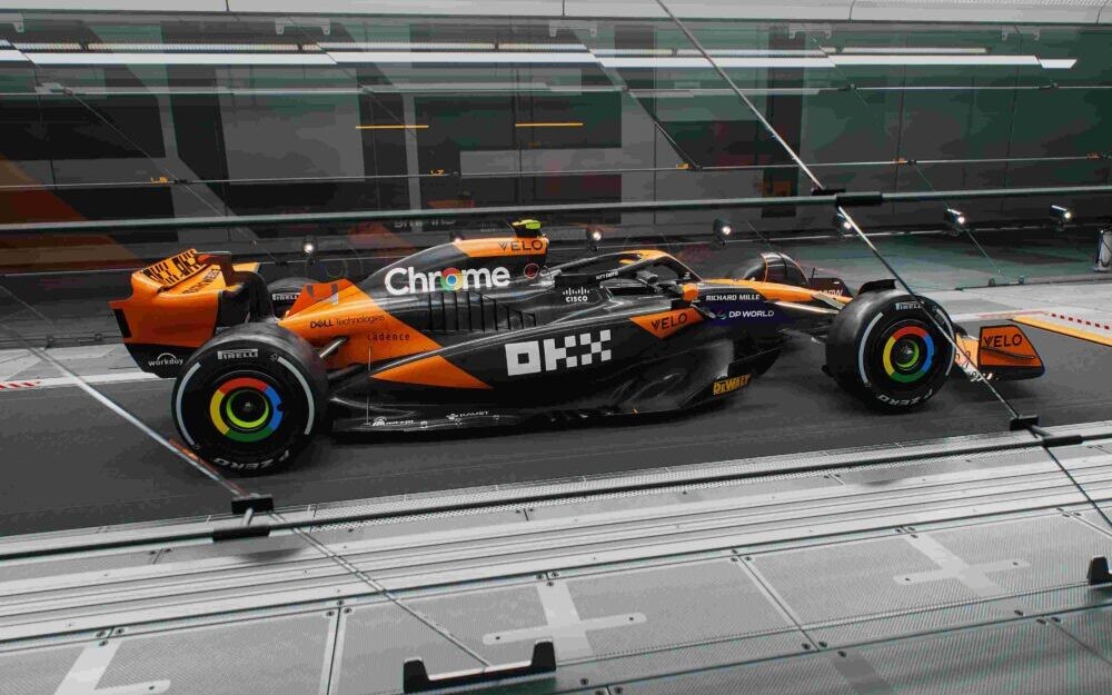 Lakovanie McLarenu MCL38