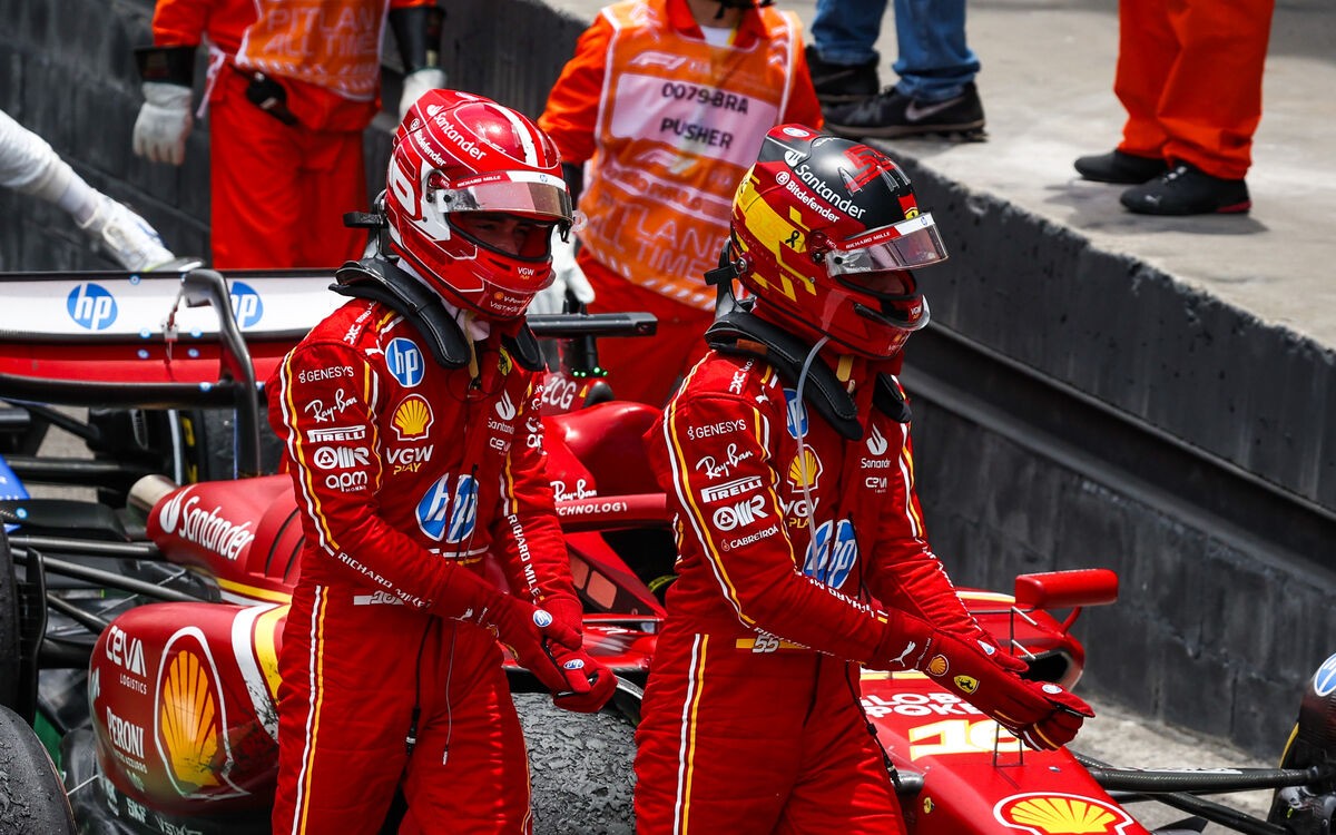 Charles Leclerc a Carlos Sainz